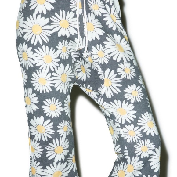 WILDFOX Drop Crotch Sweats - Picture 4 of 8